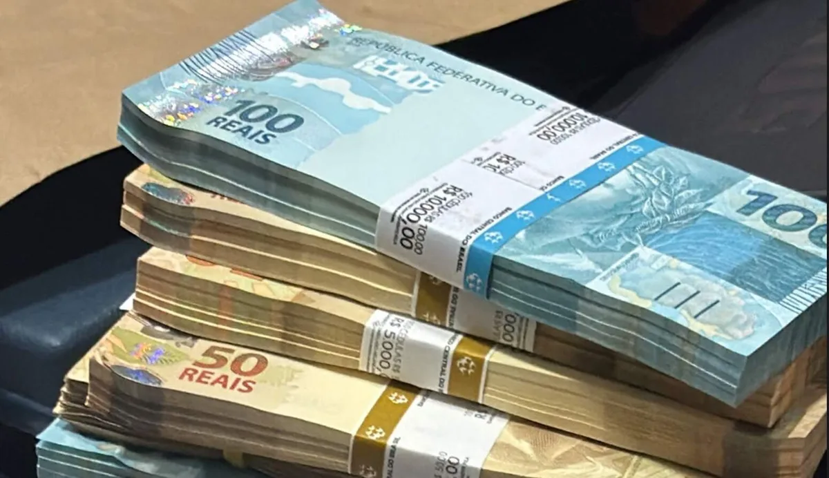 Milhões sem render um centavo: o curioso patrimônio em espécie dos candidatos
