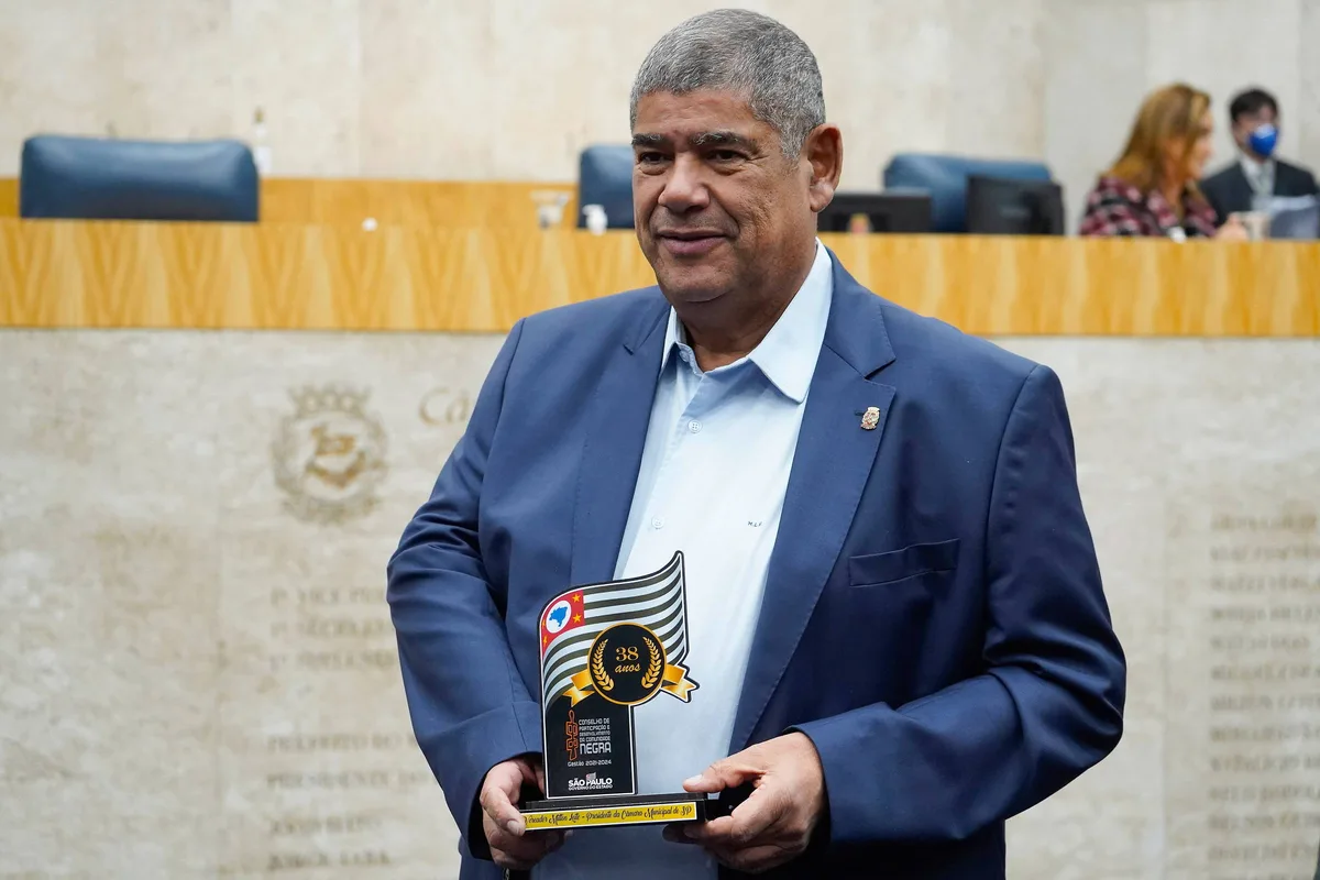 Ex-vereador Milton Leite se entrega à polícia após mais de 24h foragido