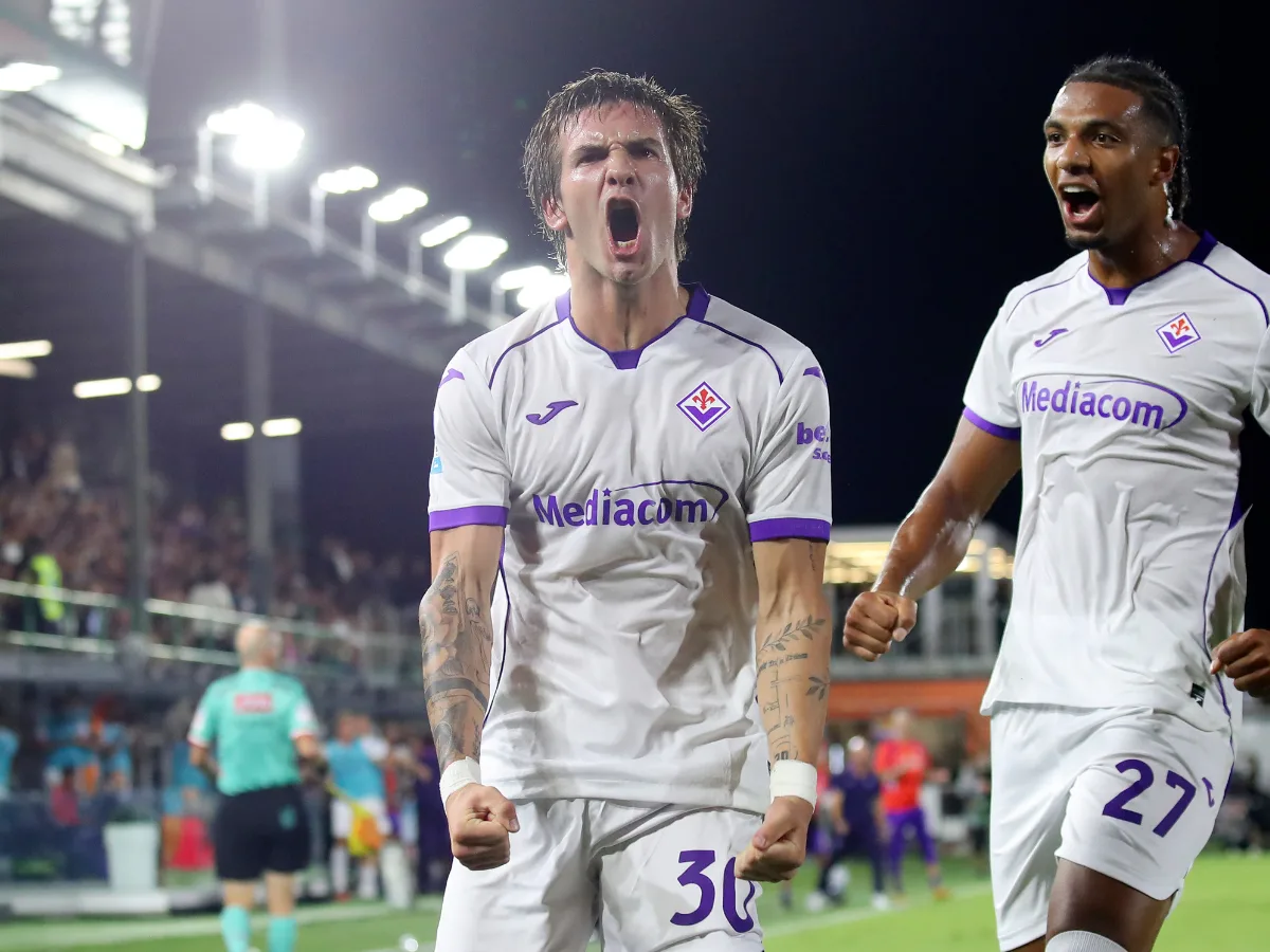 Franco Mastantuono lidera con triplete la primera victoria de la Fiorentina
