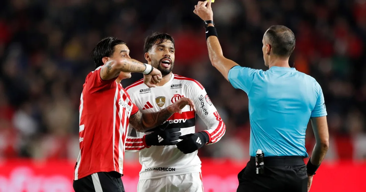 Estudiantes vs. Flamengo: ¿era roja a Paquetá? y los mejores videos de la semi
