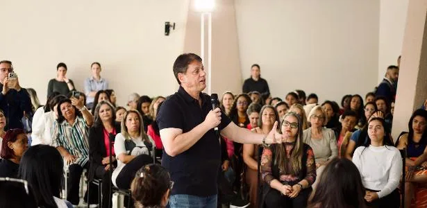 Tarcísio foca em mulheres em início de campanha: 'Não se sentem seguras'