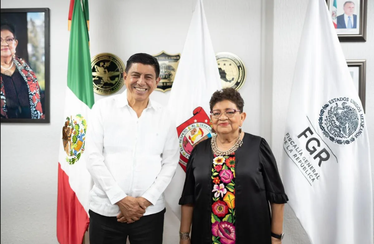 Denuncian a gobernador de Oaxaca, funcionarios de su Gabinete y legisladores, ante la FGR por delincuencia organizada
