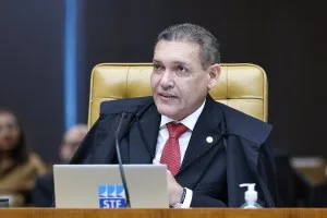 Impedimento de Nunes Marques expõe peso eleitoral da crise no STF