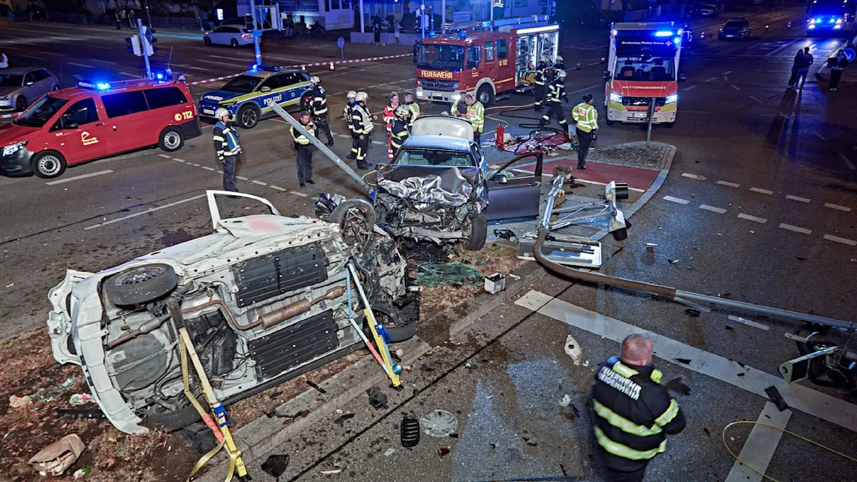 Vier Verletzte - Horror-Crash in Heidenheim