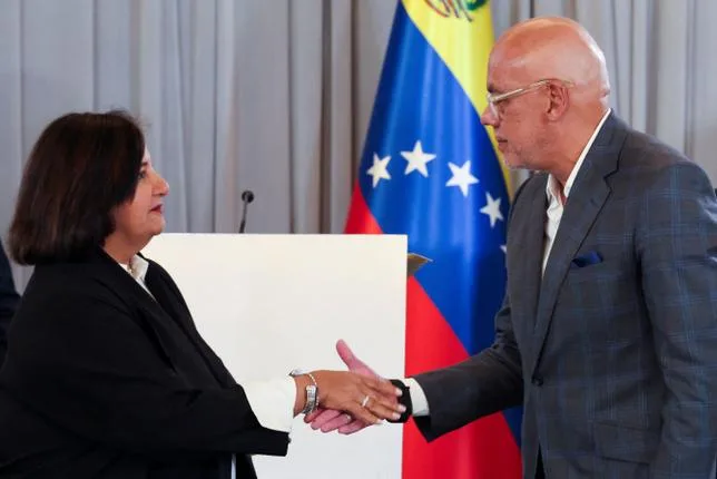 Au Venezuela, le pouvoir et une partie de l’opposition négocient sous l’œil de Washington