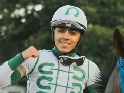 Jóquei morre após cair de cavalo durante corrida no Rio de Janeiro
