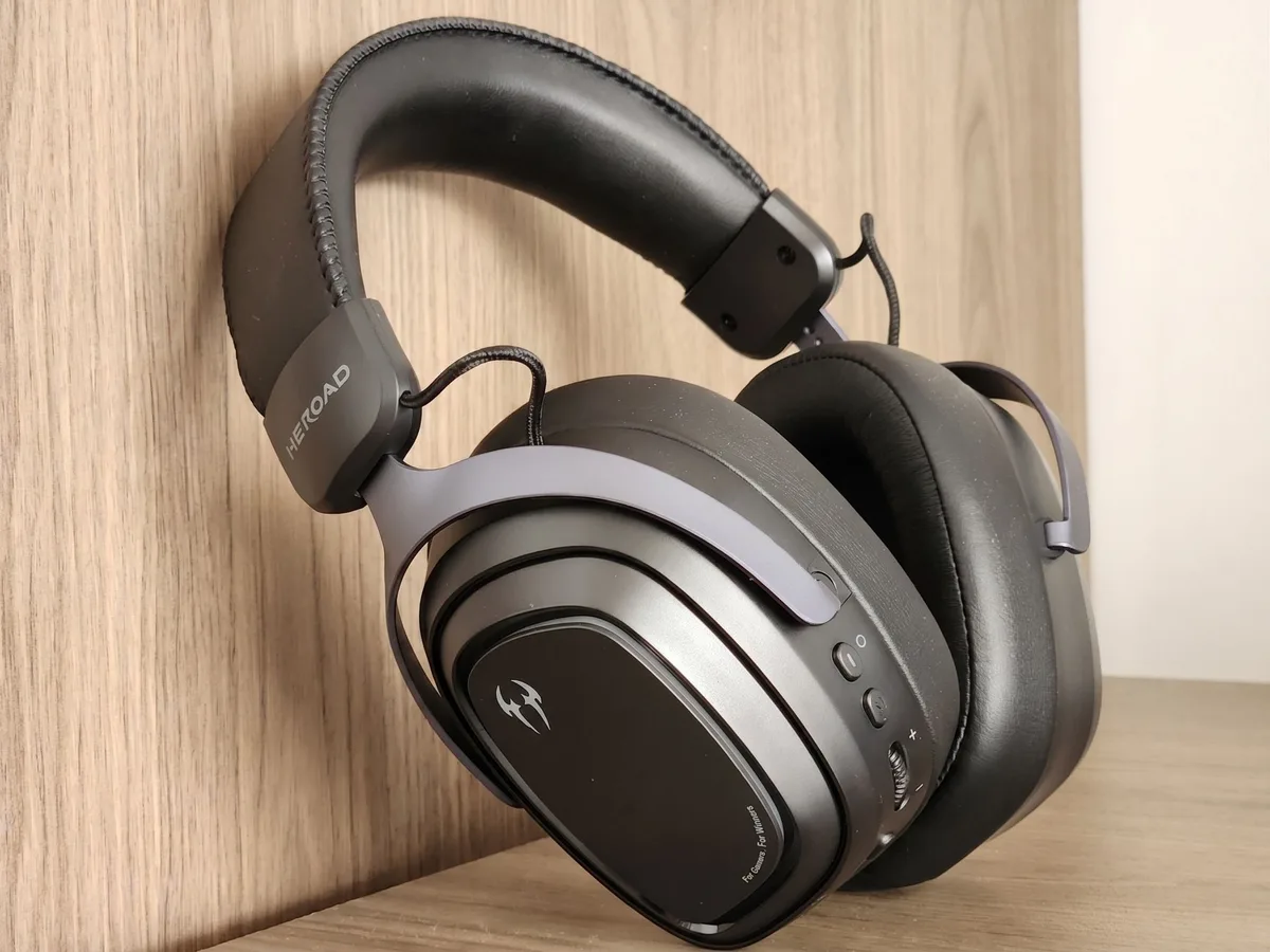 Heroad GT2 foca conforto e som imersivo para gamers