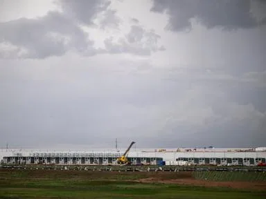 Here's all the ways that data center controversies have transformed the midterm elections
