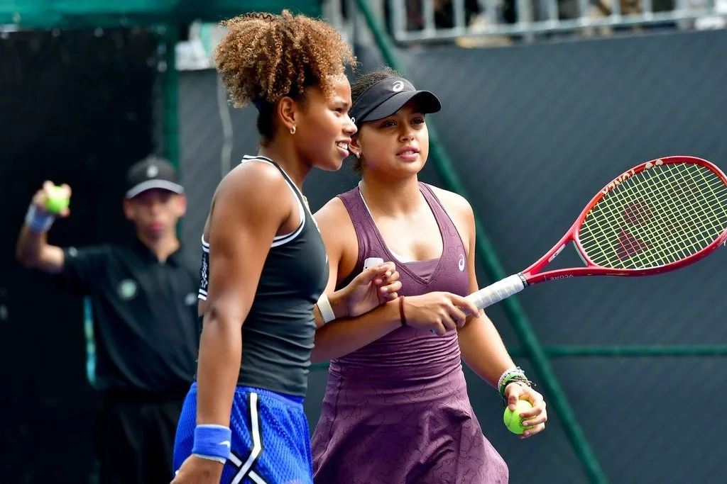 Promessas do tênis brasileiro, Naná Silva e Victória Barros avaliam campanha no SP Open