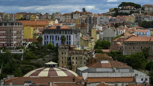 Quantos quartos têm as casas em Portugal? Número tem vindo a cair