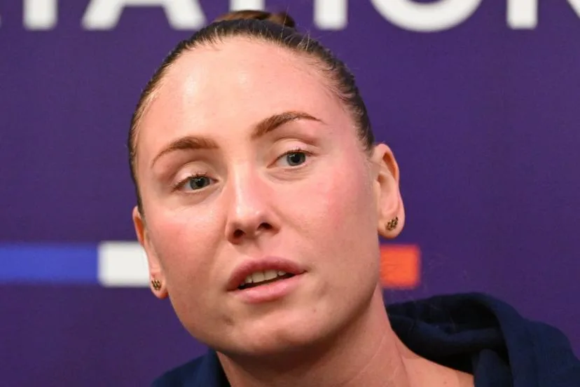 « Personne ne m'a invitée à faire un clapping » : tout juste retraitée, Anastasiia Kirpichnikova dans l'anonymat aux Championnats d'Europe de natation