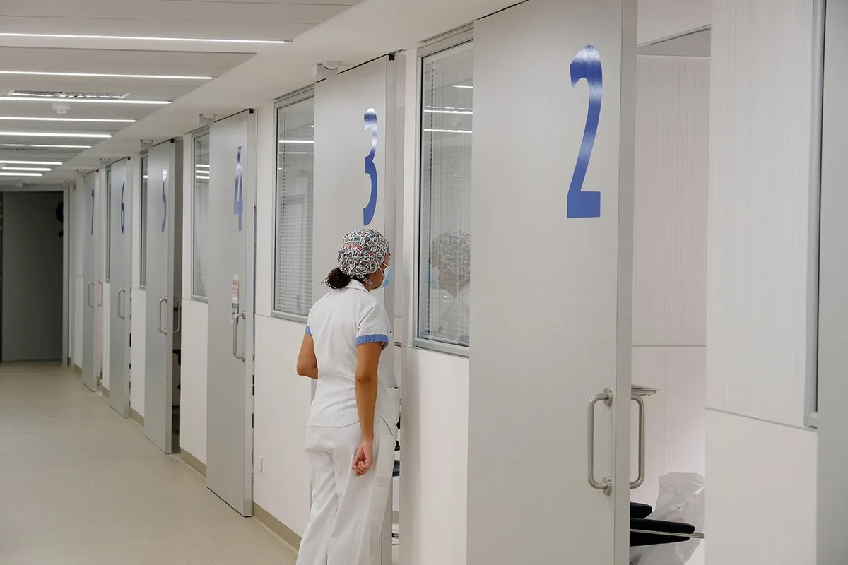 Urgenciólogos rechazan integrar las áreas de Urgencias y Emergencias y Cuidados Críticos en una única especialidad