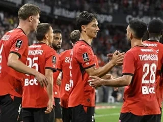 VIDÉO. Stade Rennais - PSG : en renard, Esteban Lepaul offre deux buts d’avance aux Rouge et Noir