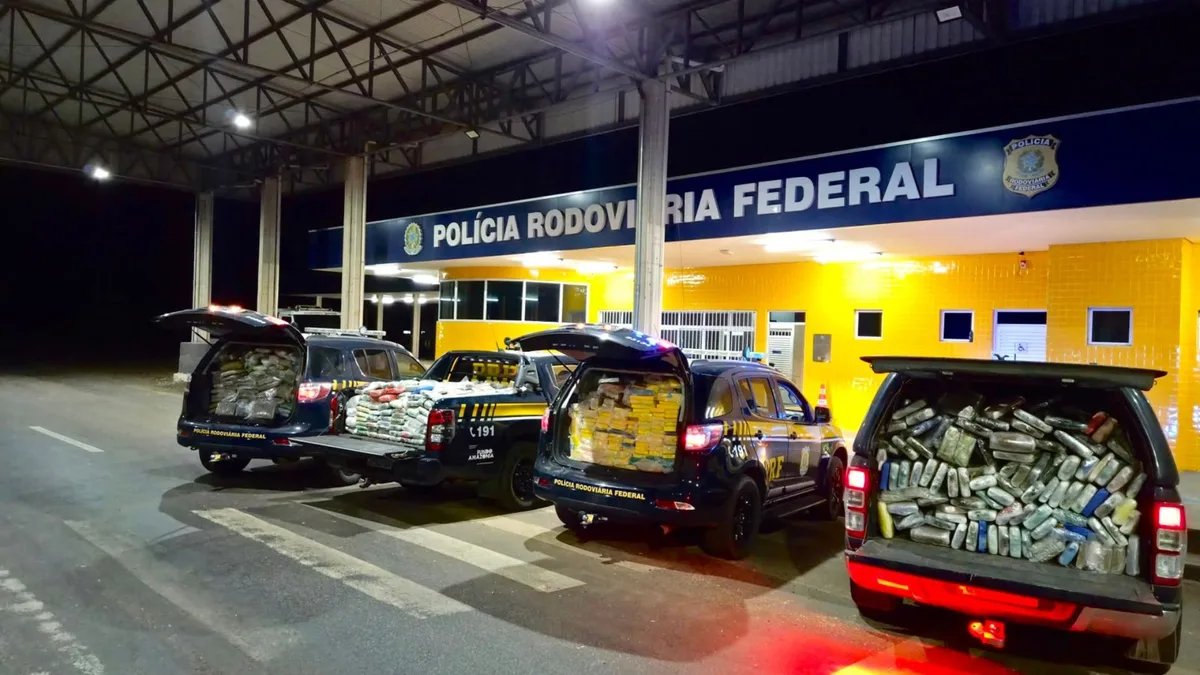Mais de 2 toneladas de drogas são apreendidas em caminhão na BR-070 em MT