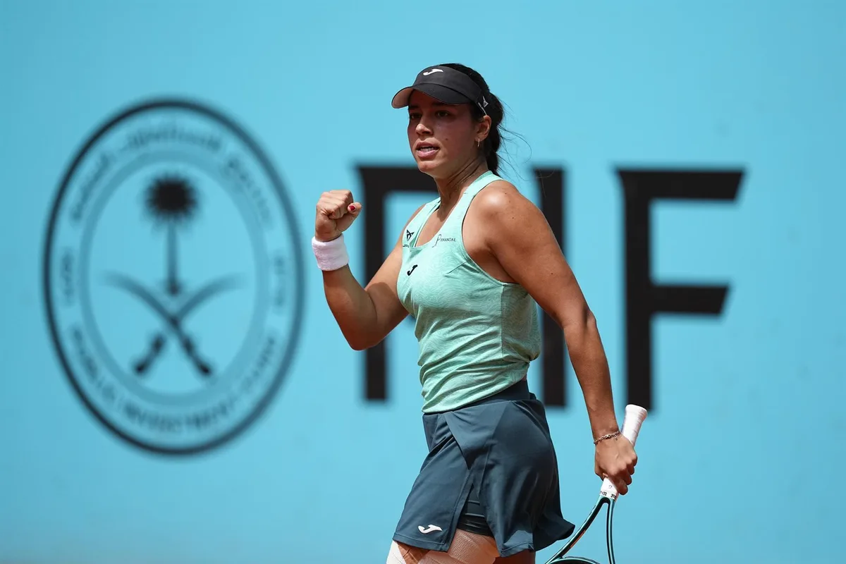AMP. Bucsa no puede con Putintseva y el dobles decidirá el ganador del España - Kazajistán de la BJKC