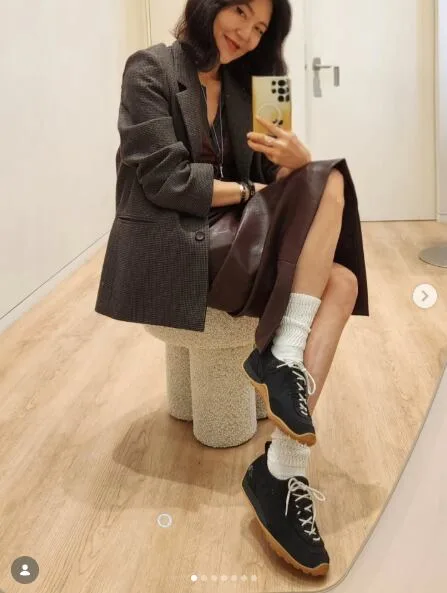 44kg 한혜연, ‘뼈말라’ 자태..다리 꼬아도 ‘군살無’ 늘씬 각선미