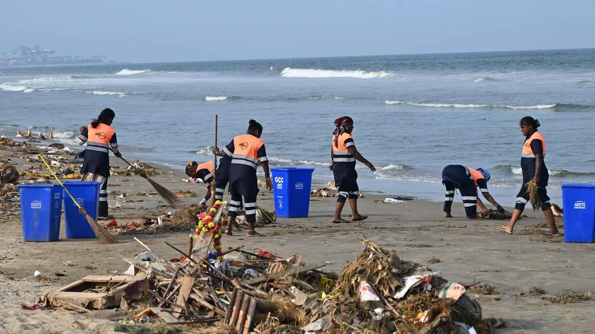 Scores of Vinayaka idols wash ashore after immersion, workers clear tonnes of debris