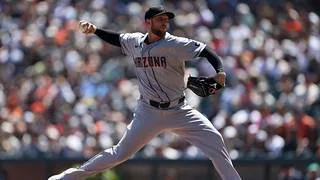 Arizona Diamondbacks y Philadelphia Phillies libran una batalla crucial por los playoffs en la MLB