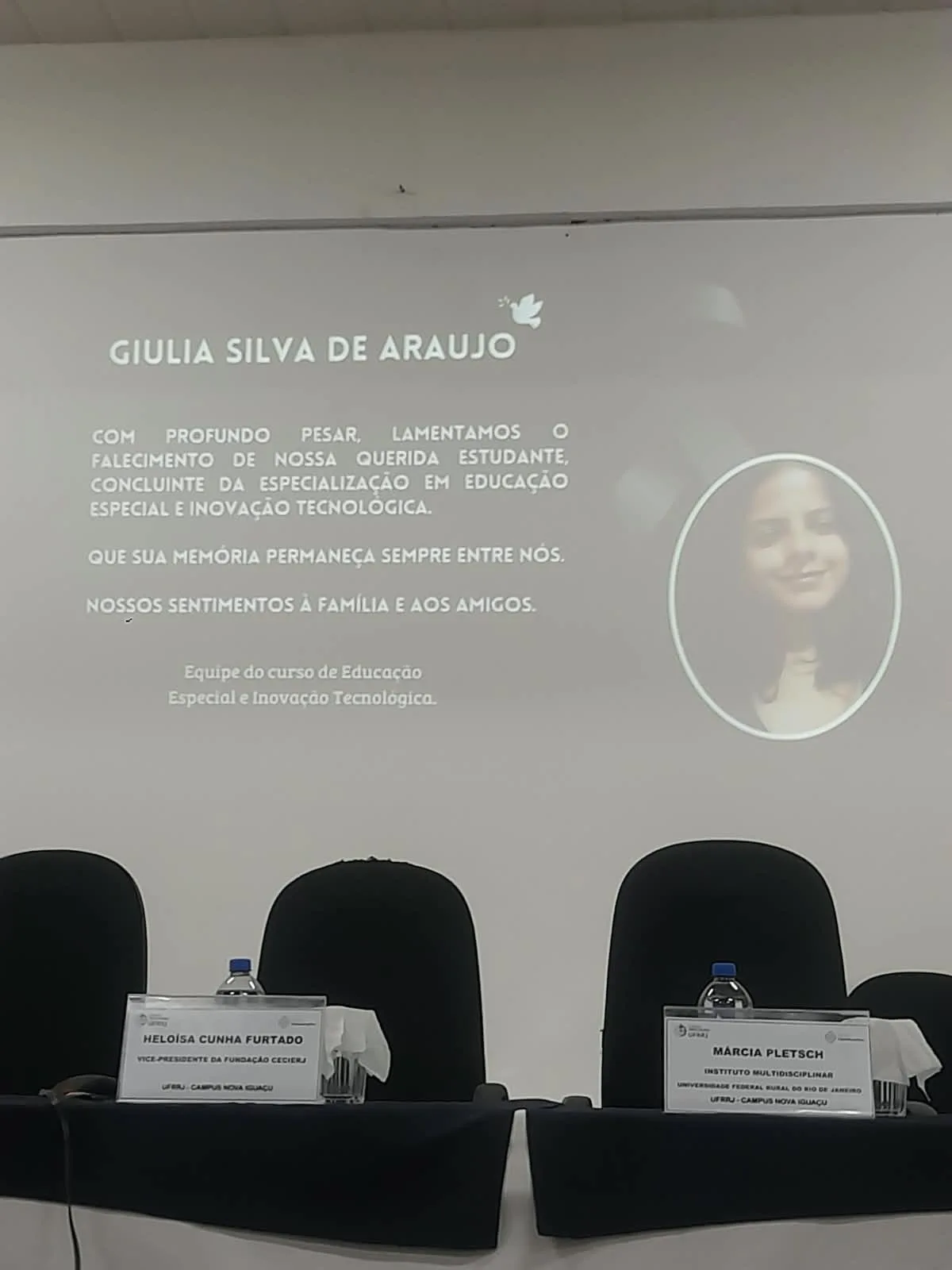 Jovem morta com diagnóstico de ‘crise de ansiedade’ tem TCC sobre educação inclusiva premiado em universidade