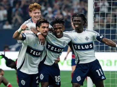 Brian White scores 2 goals, Whitecaps beat Dallas 5-0