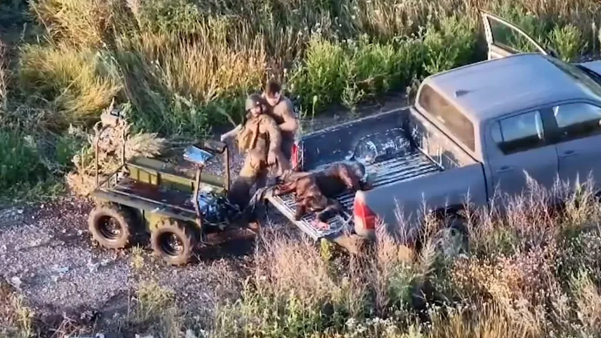 Wie in einem Actionfilm - Ukraine-Offizier rettet Soldaten aus Todeszone