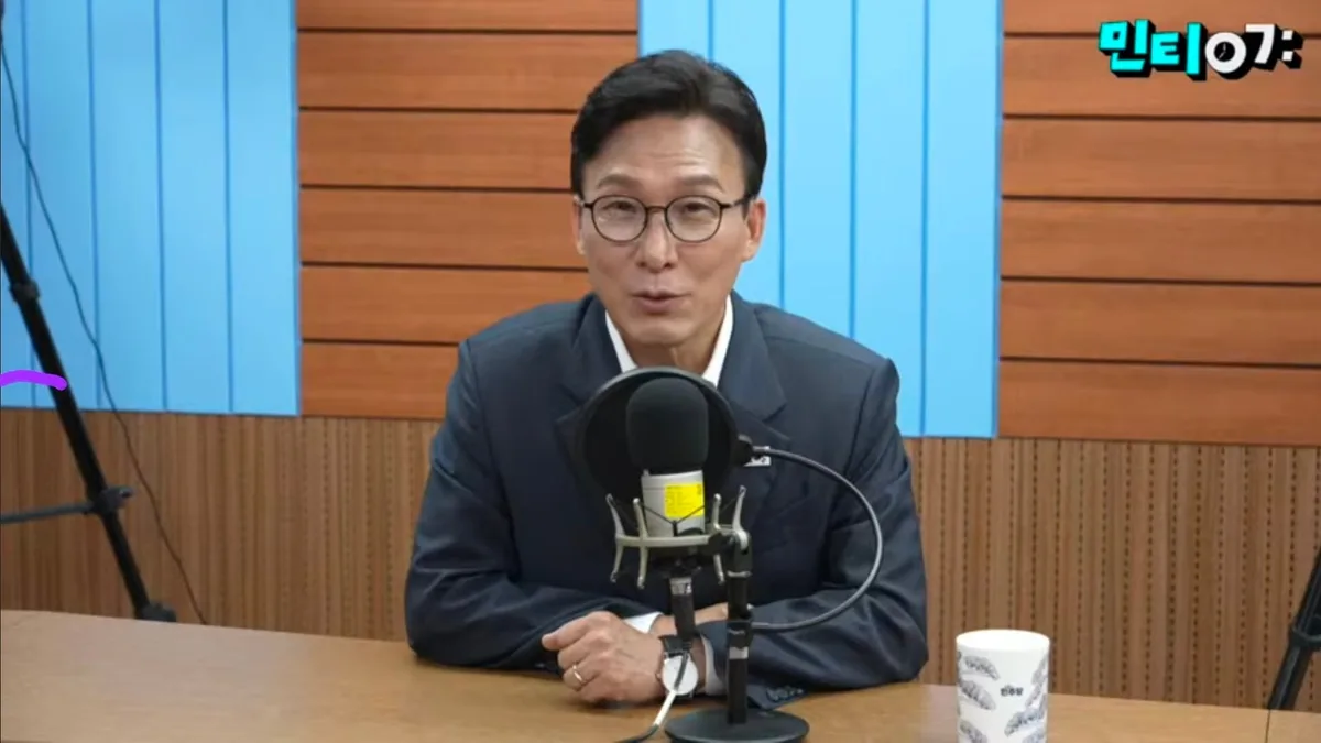 [정치 인사이드] ‘자체 공인 유튜브’에 힘 싣는 청와대·민주당