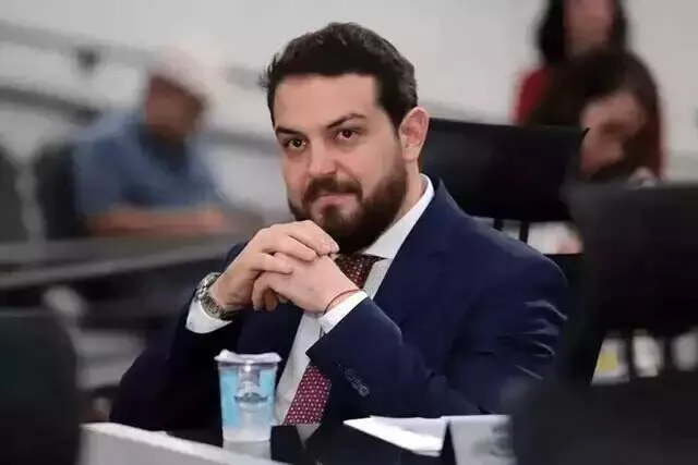 Justiça bloqueia R$ 714 mil de Claudinho Serra e réus da Operação Tromper