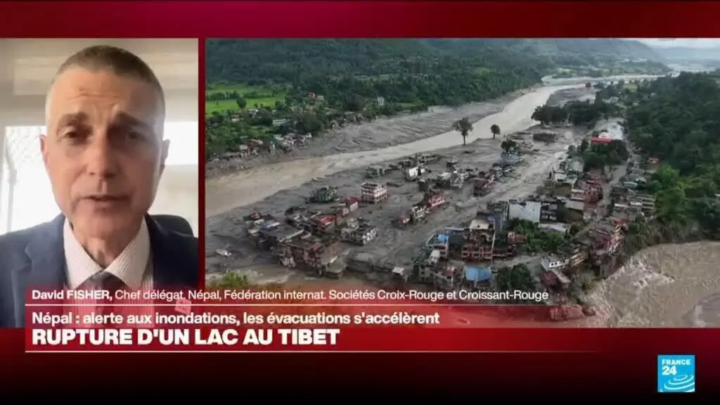 Au Népal, des alertes aux inondations après la rupture meurtrière d'un lac