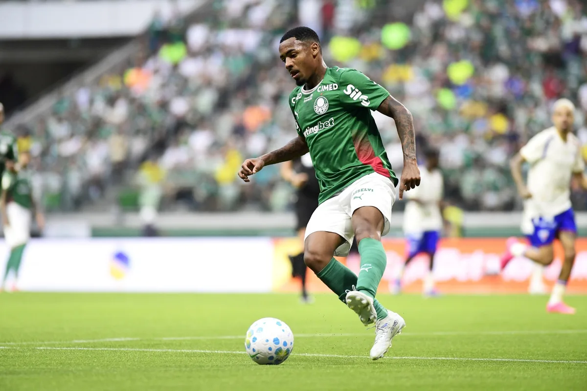 Allan já desfalca Palmeiras contra Santos e viaja nesta semana para reforçar o Manchester City