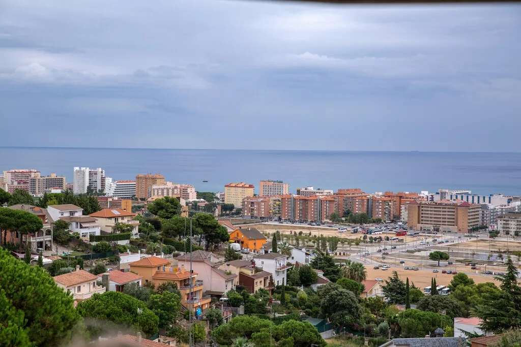 Hay una batalla en el Mediterráneo por el "turismo del Imserso" y Salou se la está ganando a Benidorm