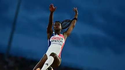 Hilary Kpatcha s'offre le bronze au saut en longueur, 10e médaille pour la France aux championnats d'Europe d'athlétisme