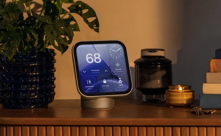 Apple lança HomeView, display inteligente com Siri AI para casa e lazer