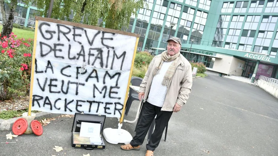 "Je suis très déterminé" : un retraité de Dordogne en grève de la faim devant la CPAM qui lui réclame 9.000 euros