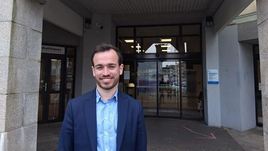 Visé par une plainte pour viol, le maire de Concarneau Quentin Le Gaillard placé en garde à vue