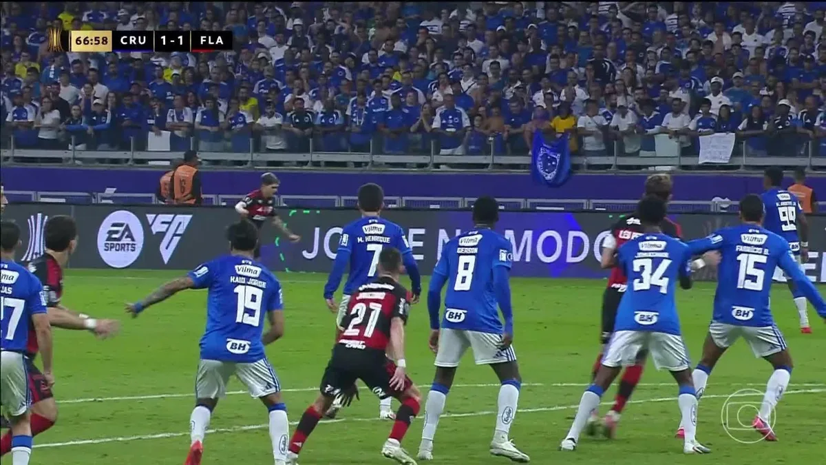 Jardim cita empate do Flamengo no Mineirão como positivo e explica escalação: "Temos soluções"