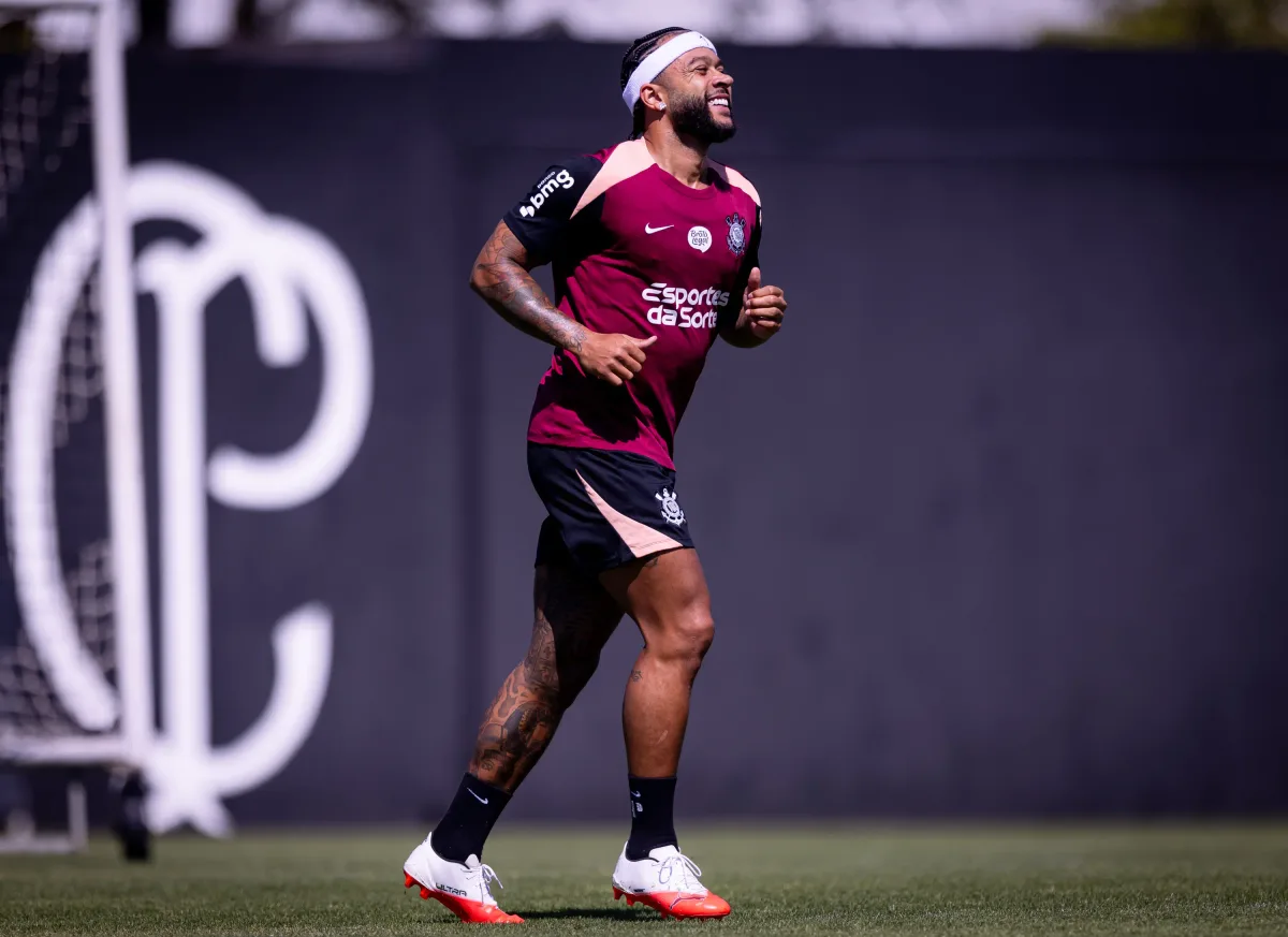 Com Memphis, Corinthians abre preparação para enfrentar o Rosario Central