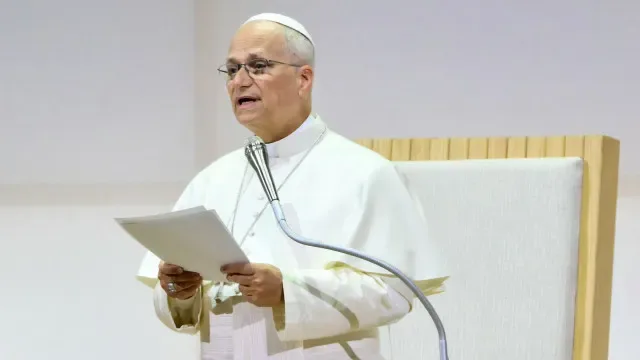 Papa Leão XIV vai ser operado a nódulo no pulmão