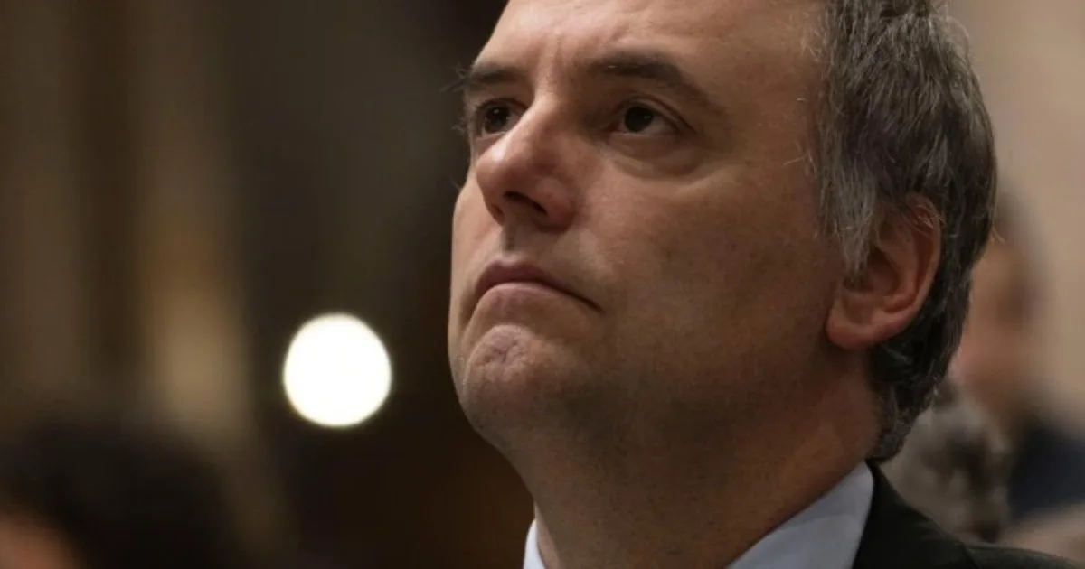 Vence la prórroga para que Manuel Adorni responda las preguntas sobre su patrimonio: los puntos claves para la Justicia