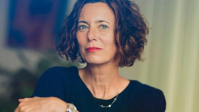 Eva Menasse: Knutschen im Seegras