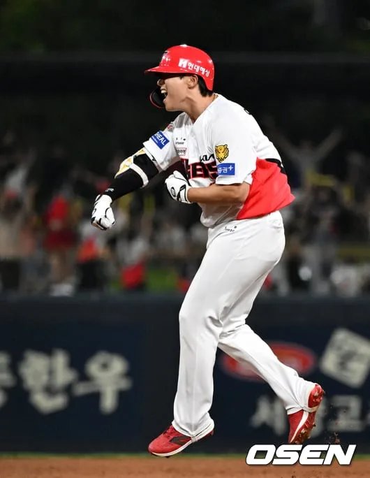 KBO 45년 사상 첫 대타 역전 끝내기 만루포 주연, 생애 첫 리드오프 출격...이범호 "어제의 기, 오늘도 잘 이어달라" [오!쎈 광주]