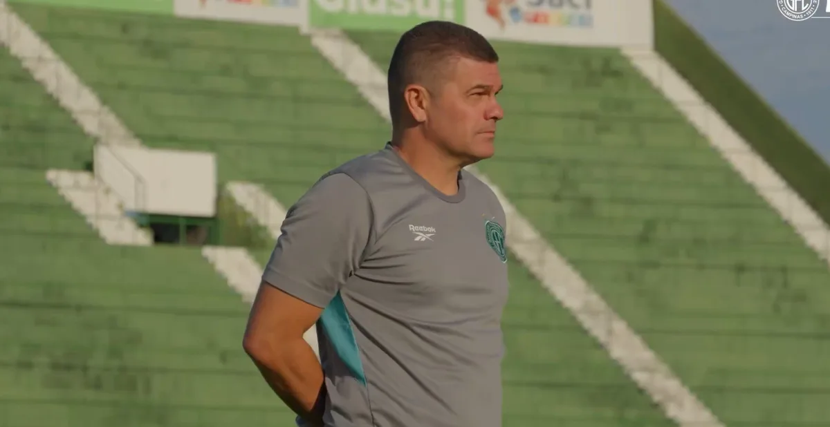 Com Lucca e testes entre titulares, Louzer faz primeiro esboço do Guarani para encarar o Brusque