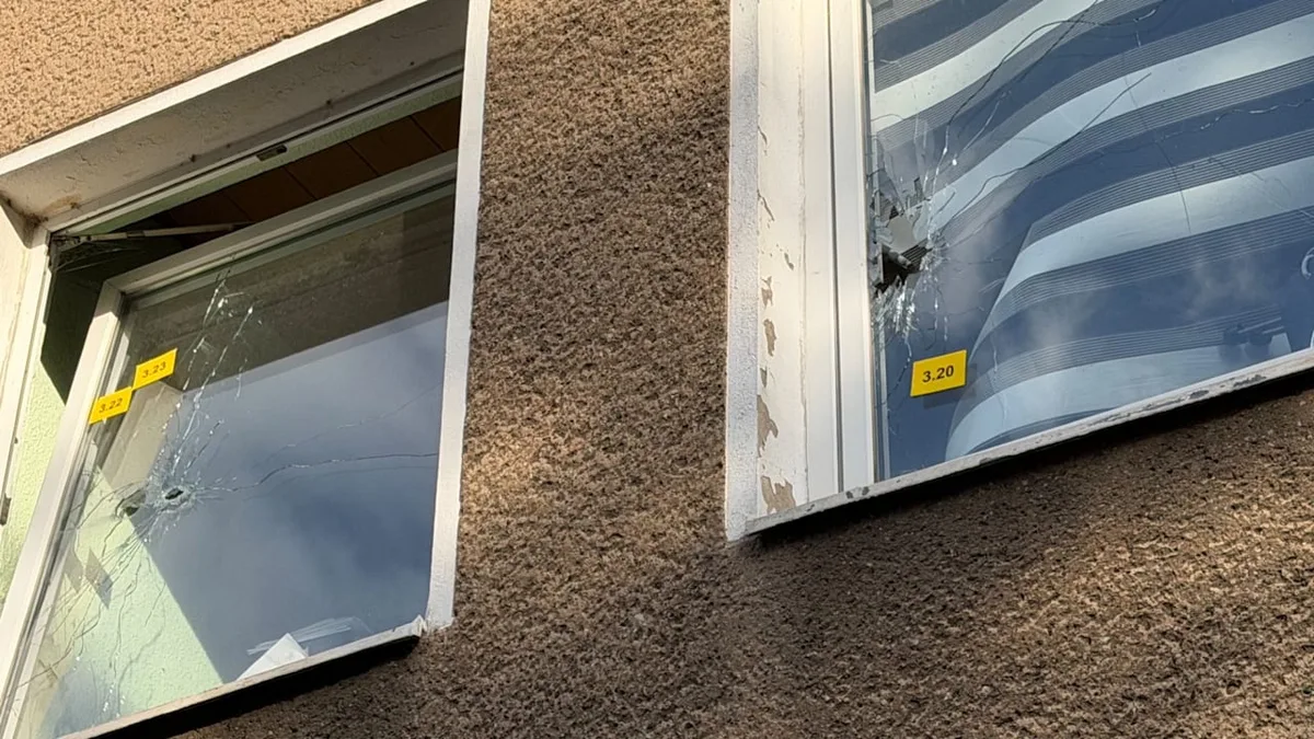 Schüsse auf Kölner Pizzeria - Querschläger landet im Kinderzimmer