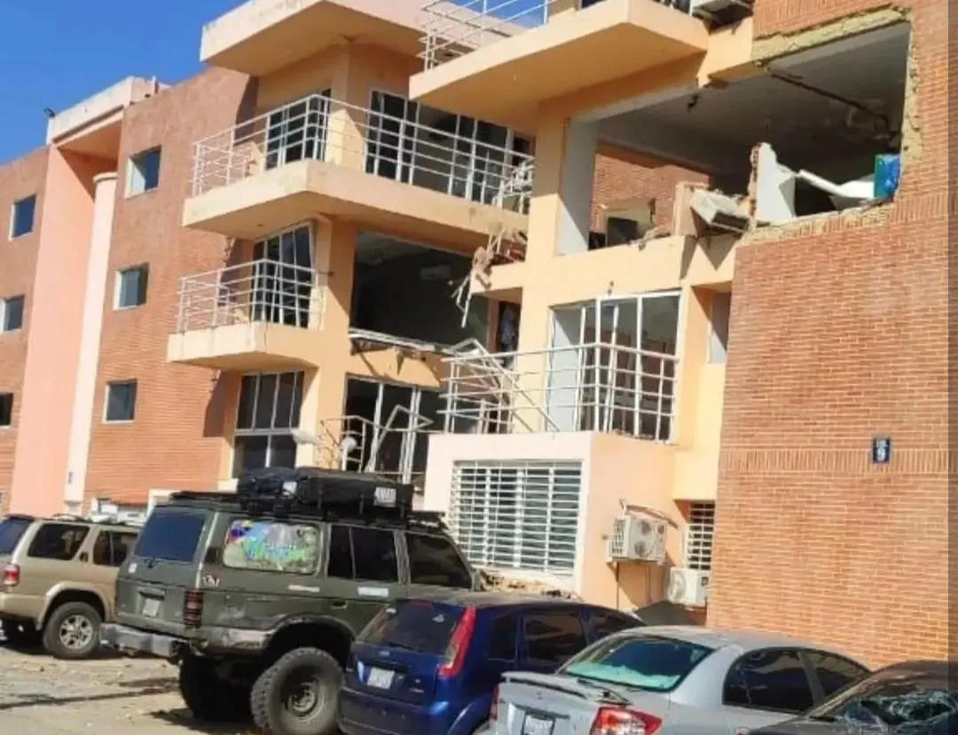 Fotos | Explota tubería de gas en apartamento de Guatire: hay varios heridos