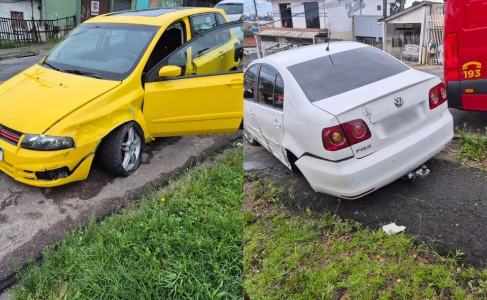 Batida entre dois carros e moto deixa três jovens feridos no Parolin, em Curitiba