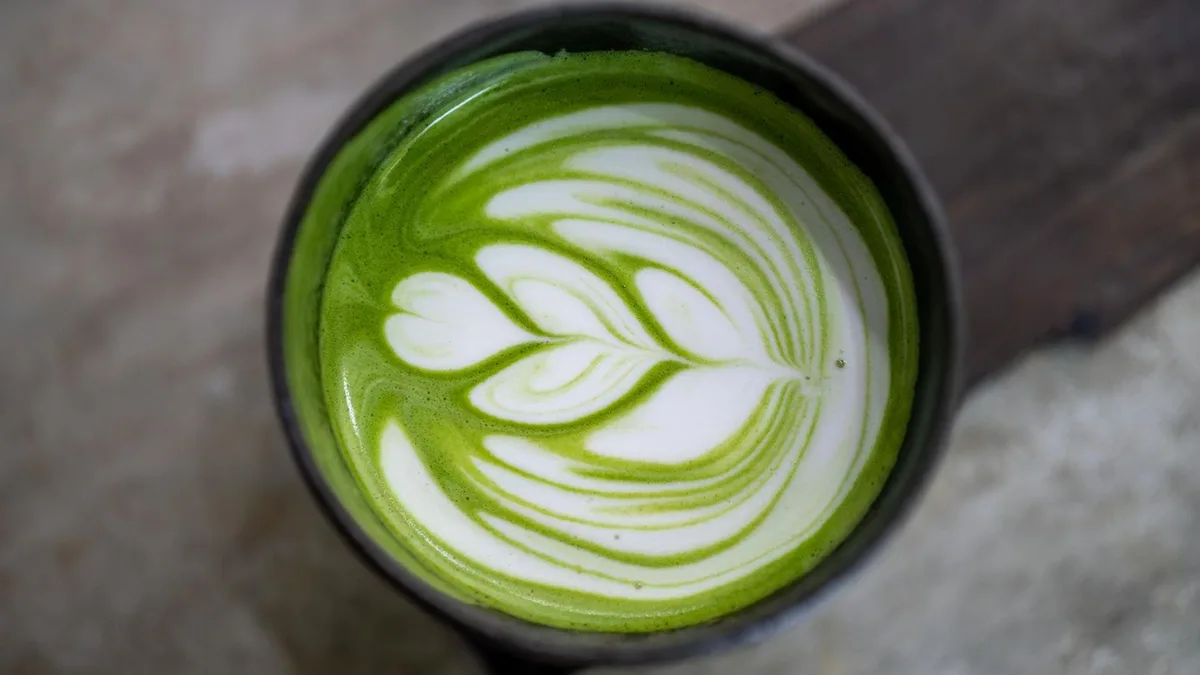 Rezeptidee: Matcha Latte selber machen: das grüne Gold in Ihrer Tasse