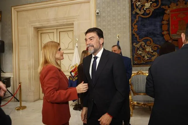 Vox cuestiona las trabas a la comisión de Les Naus y afirma que se ha cerrado con "más dudas" sobre el escándalo