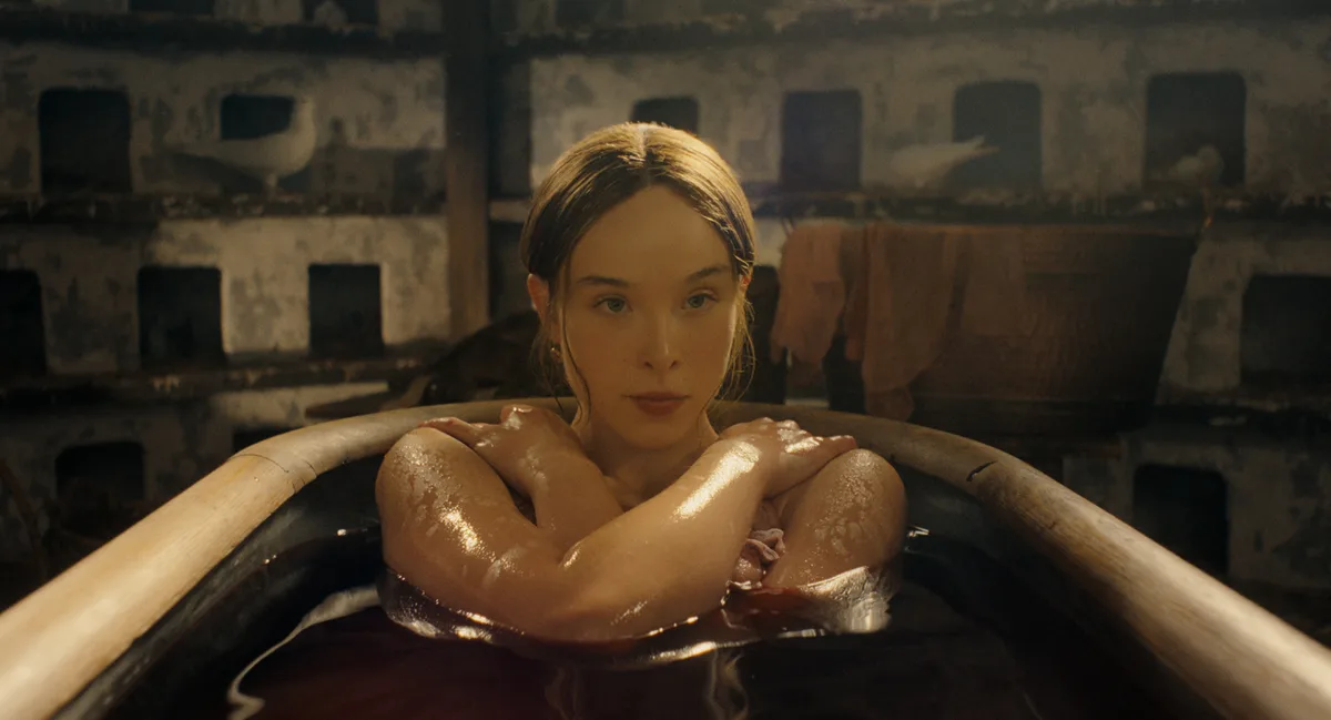 ‘Monster: The Lizzie Borden Story’ Trailer: First Look At Sarah Paulson, Charlie Hunnam, Rebecca Hall In Bloody Ax Murder Tale
