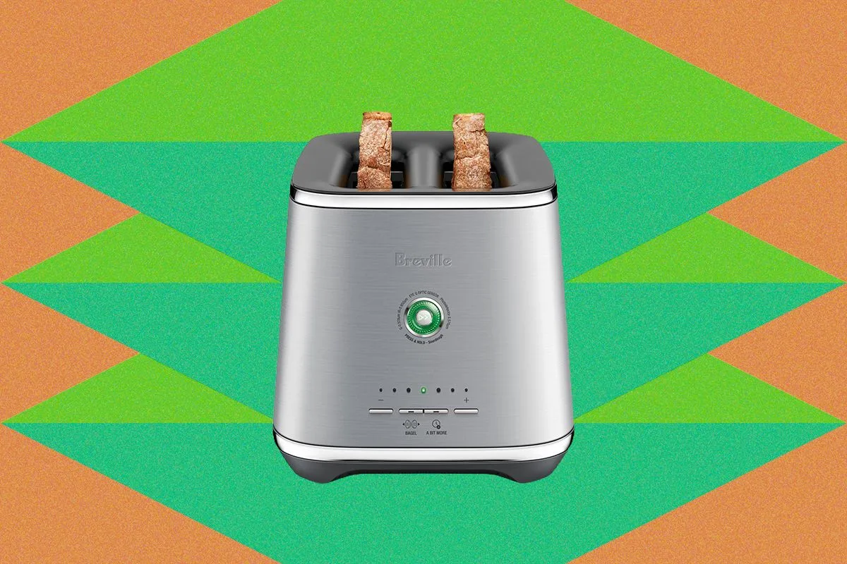Breville Eye Q Toaster Review: Neat Sensors, but Less-Than-Perfect Toast