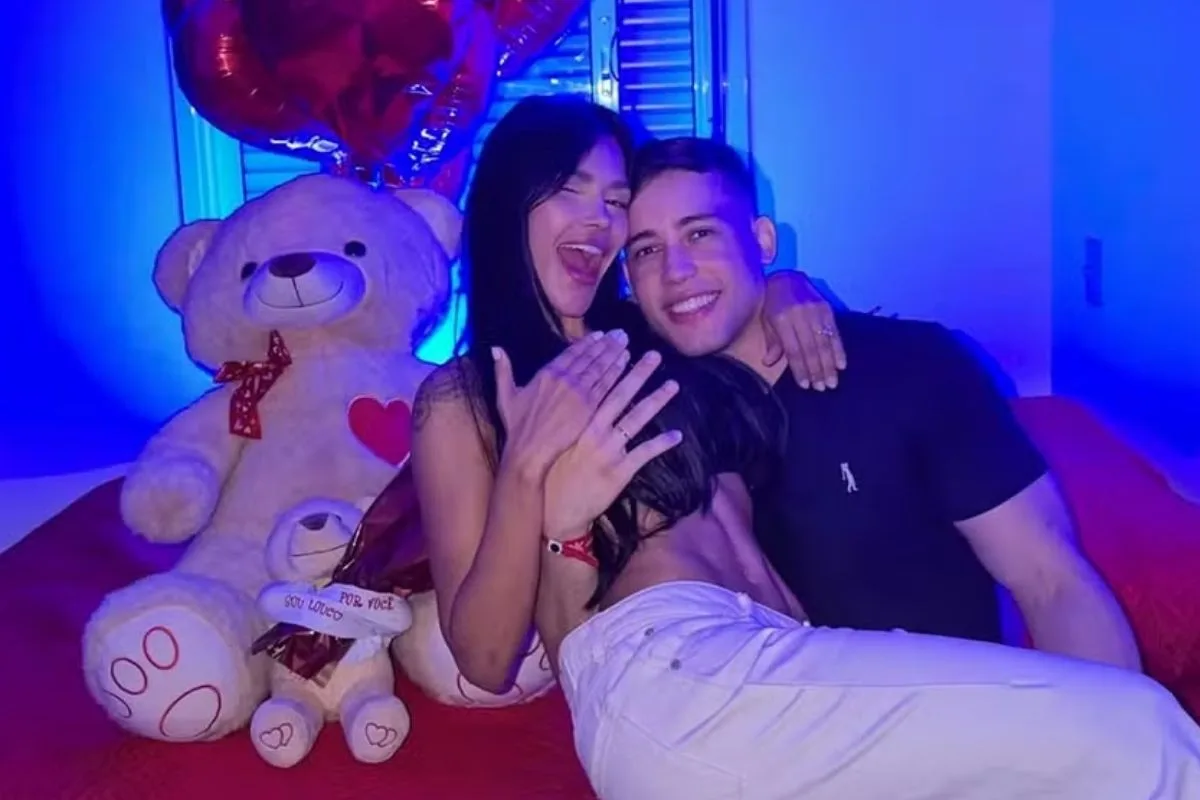 Flay assume novo namoro e se declara: "É o amor por quem eu tanto esperei"