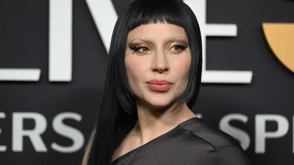 Lady Gaga a bien accueilli son premier enfant mais on ne sait pas grand-chose de plus